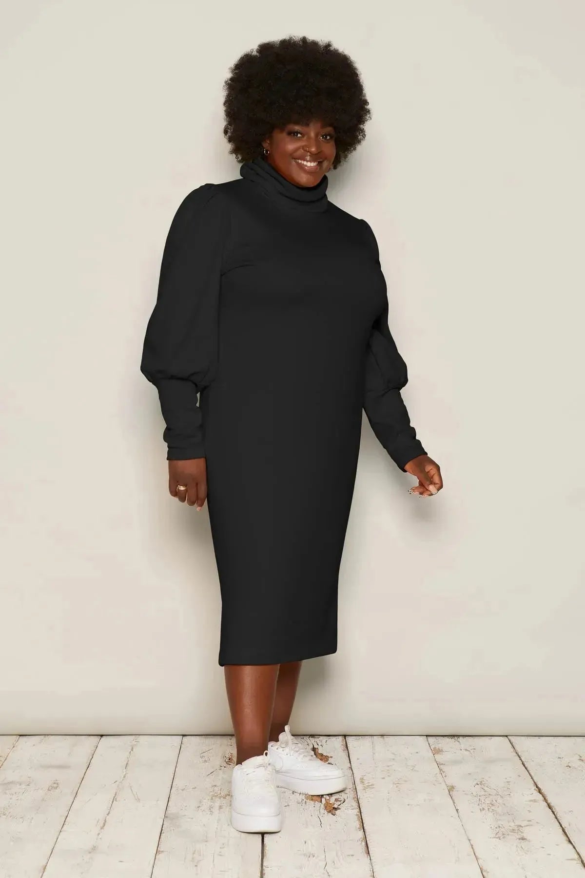 Brynja Dress (Black) | size: 6XL Refurbished - N/A refurbished available on Cerqular