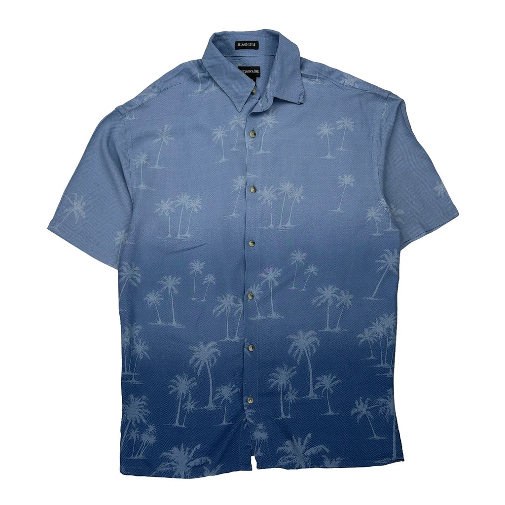 St. Johns Bay Hawaiian Shirt - Medium Blue Viscose Refurbished - Thrifted (note: this is a term often used to describe second- refurbished available on Cerqular