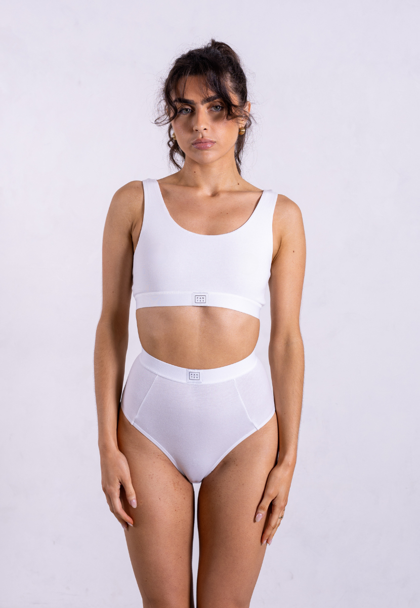 The Crop, White | Size: XL Refurbished - N/A (Note: It's possible that "Pantee" refurbished available on Cerqular