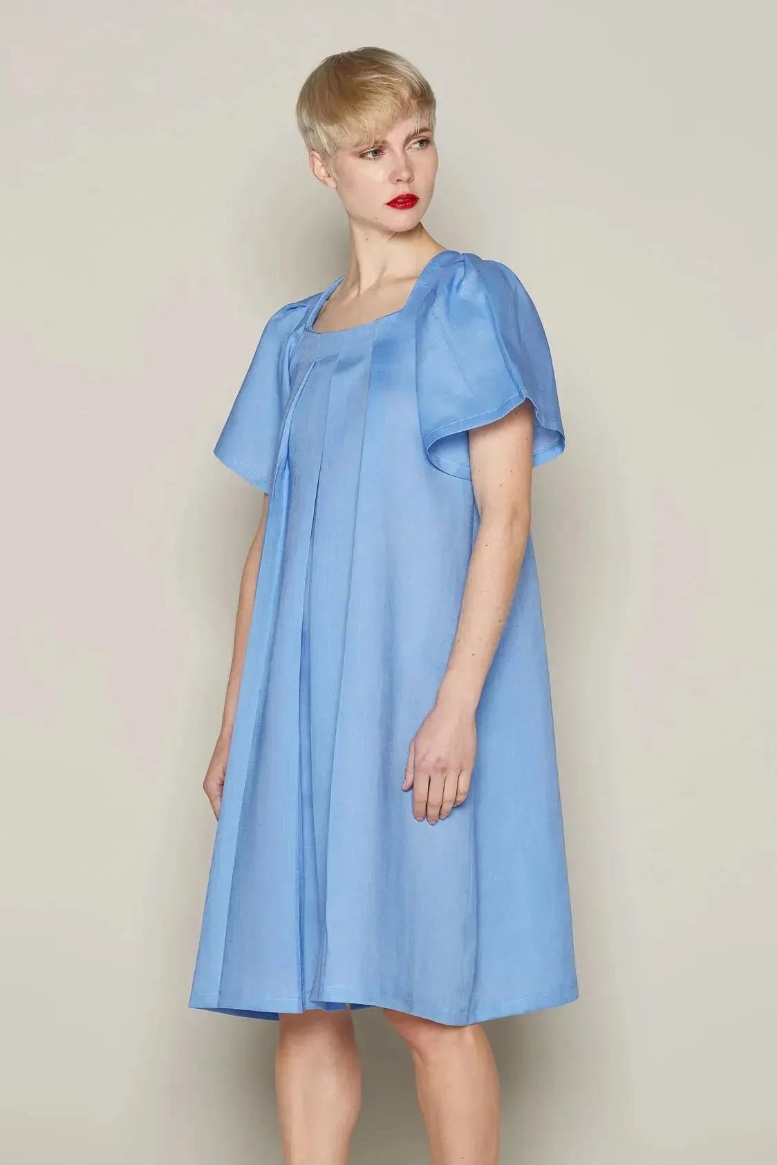Buy Jackie Dress (Blue) | size: M Refurbished - $210.00 Jackie Dress (Blue) | size: M Refurbished - N/A refurbished available on Cerqular