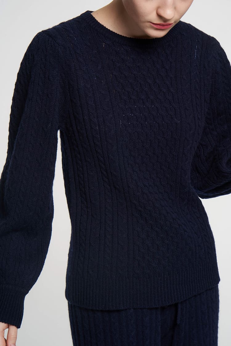 Pullover T17 Harlow Navy | Color: NAVY | Size: L Refurbished - N/A (I could not find a well-known brand with this name refurbished available on Cerqular