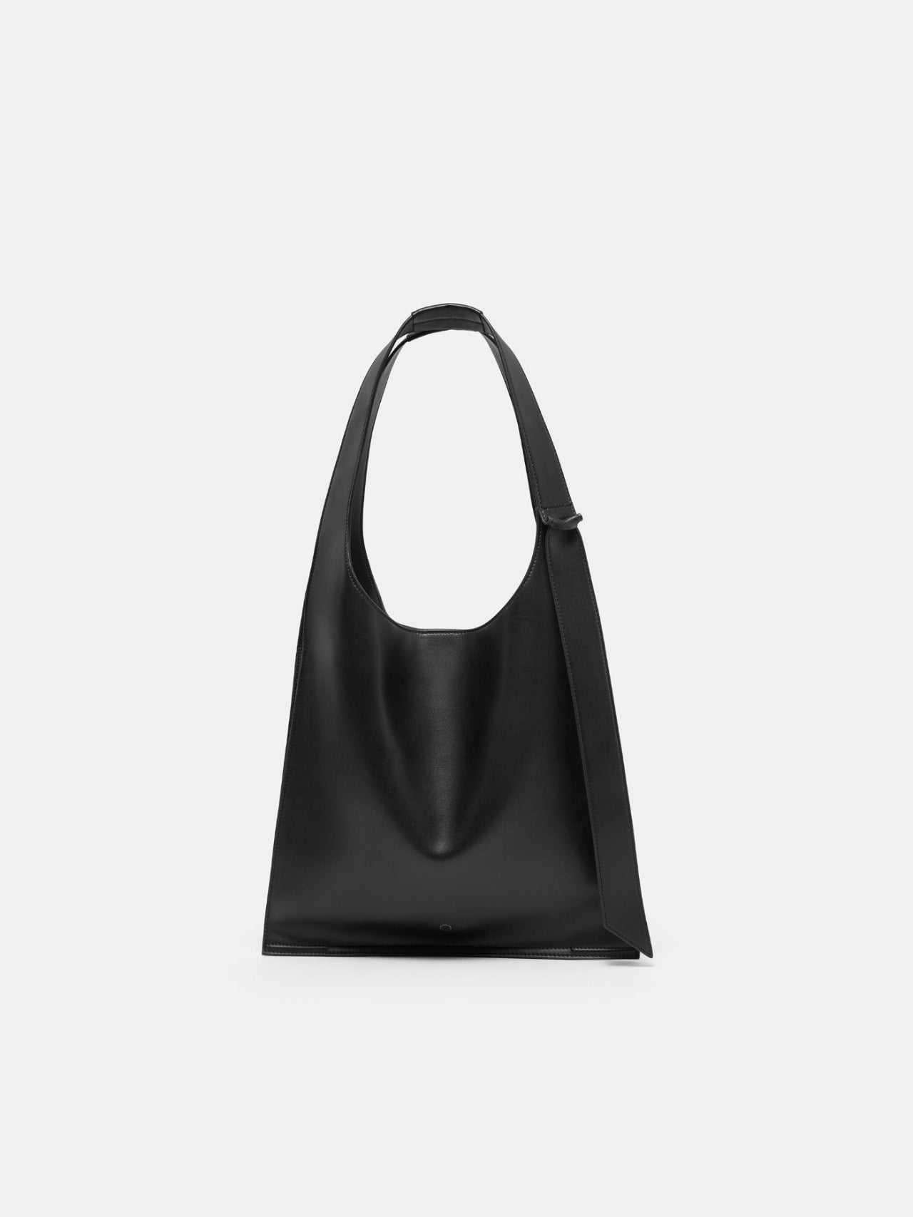 Buy BO Corn Leather Shopper | Color: Sand Refurbished - $140.00 BO Corn Leather Shopper | Color: Sand Refurbished - ONE (assuming it refers to the brand "ONE") refurbished available on Cerqular
