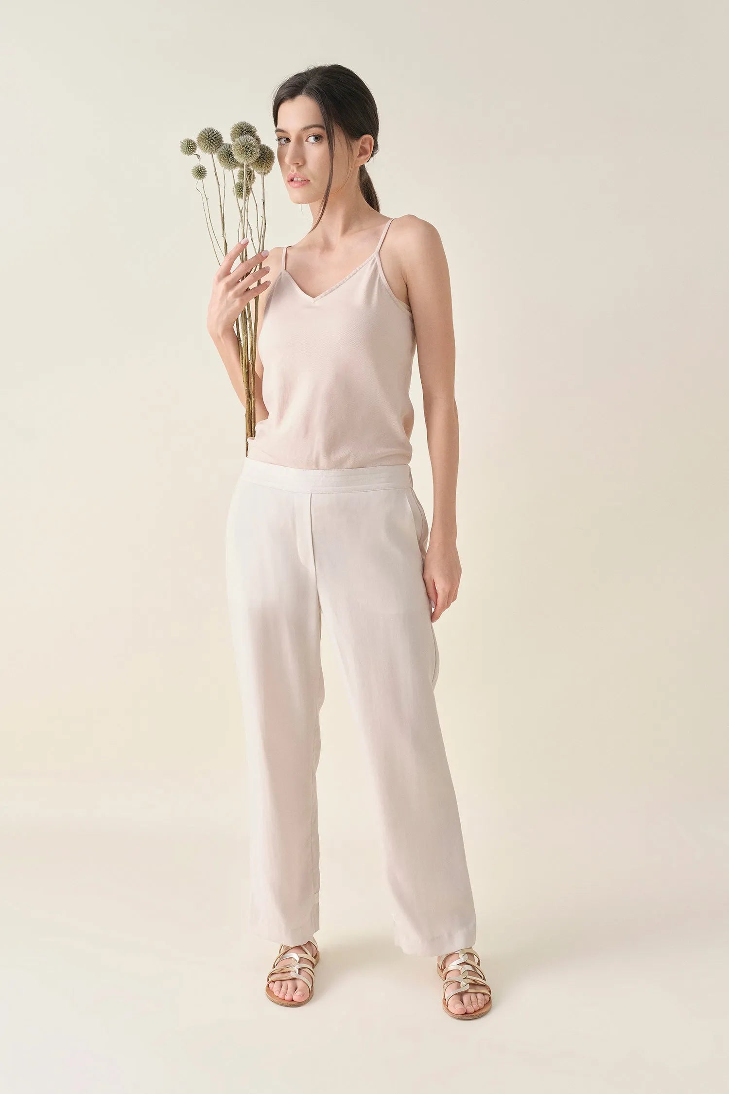 Buy Convertible Crop Pant - Natural | Size: XS Refurbished - $82.20 Convertible Crop Pant - Natural | Size: XS Refurbished - N/A refurbished available on Cerqular