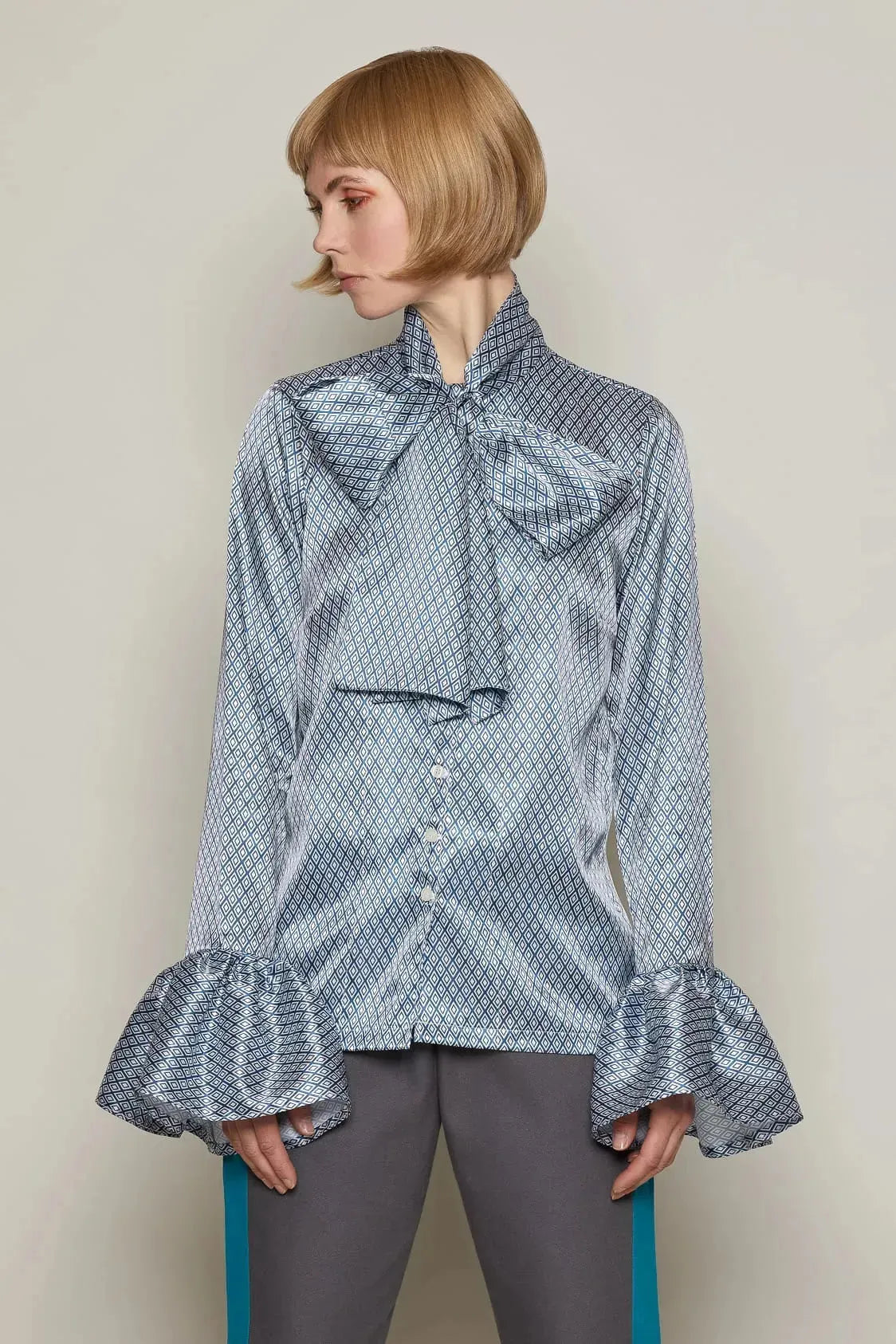 Heidi Blouse (Blue & White) | size: S Refurbished - N/A refurbished available on Cerqular