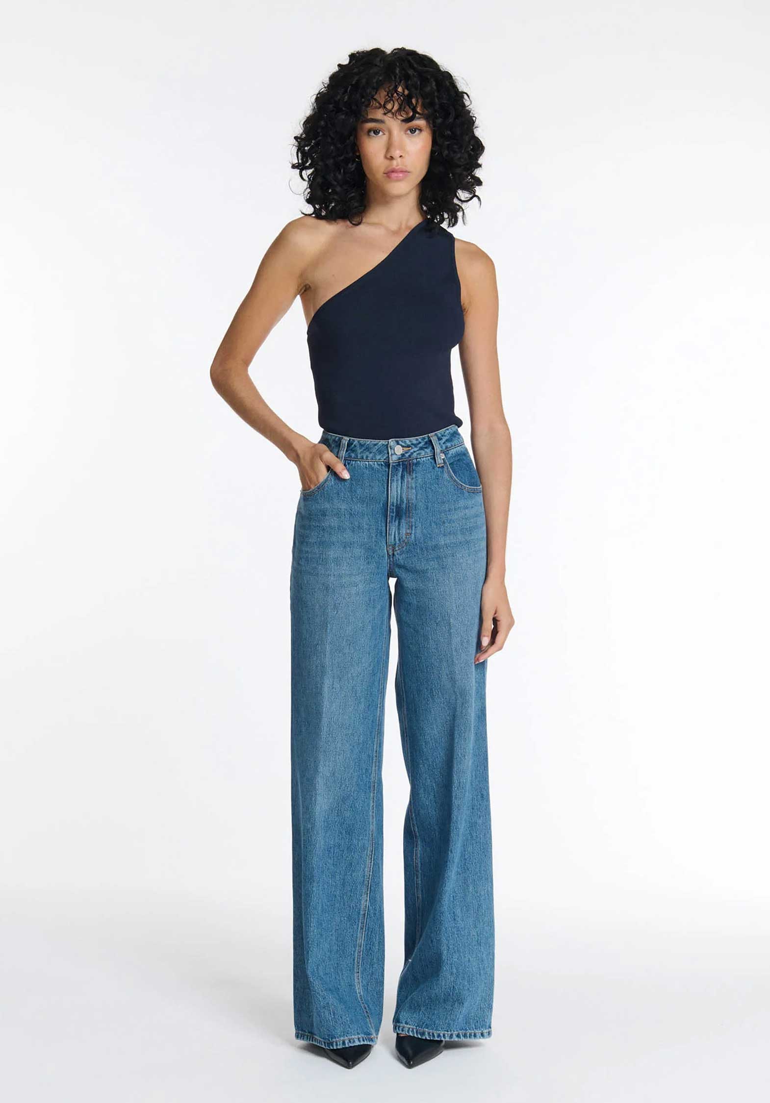 Jeans Suffren Denim In-31 | Color: IN 31 | Size: 28 Refurbished - Rue Madame is a known brand, and the standardized name is " refurbished available on Cerqular