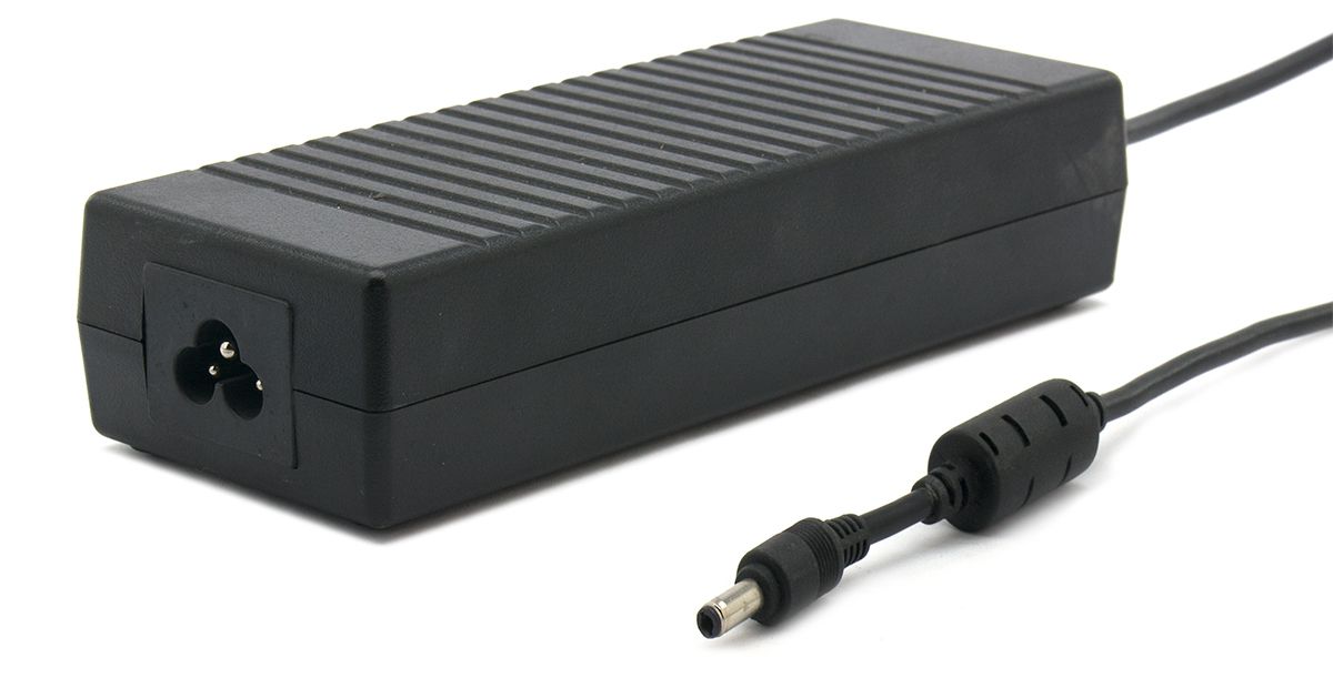 HP PPP017L 18.5V 6.5A Power Adapter Refurbished - Hewlett-Packard (ou HP en abrégé) refurbished available on PCLiquidations