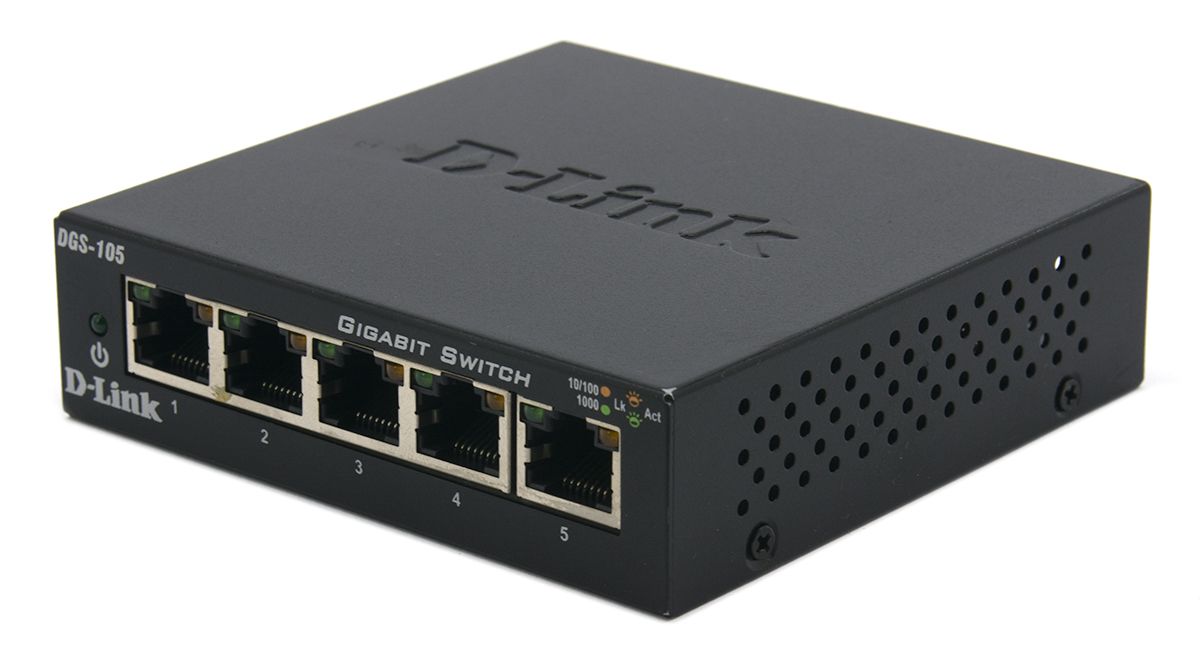 D-Link DGS-105 5-Port 10/100/1000 Ethernet Switch Refurbished - D-Link refurbished available on PCLiquidations