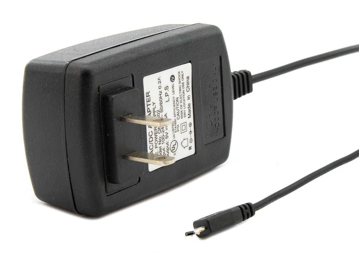 HP Chromebook 11 G1 G2 5.V 3A Micro USB Power Adapter - New Refurbished - Hewlett-Packard (ou HP en abrégé) refurbished available on PCLiquidations